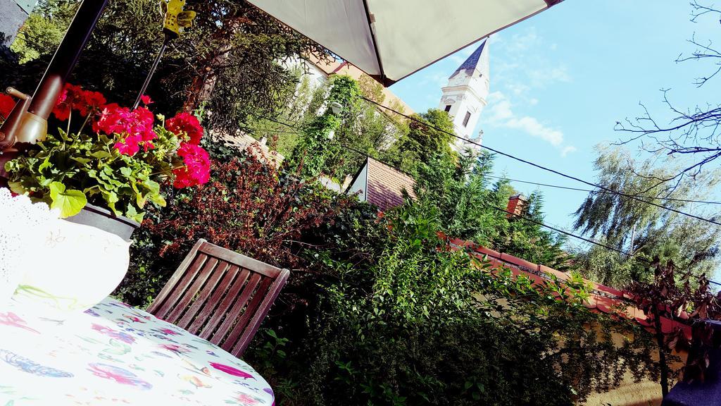 Karmelita Boutique Apartman Sopron Exterior photo